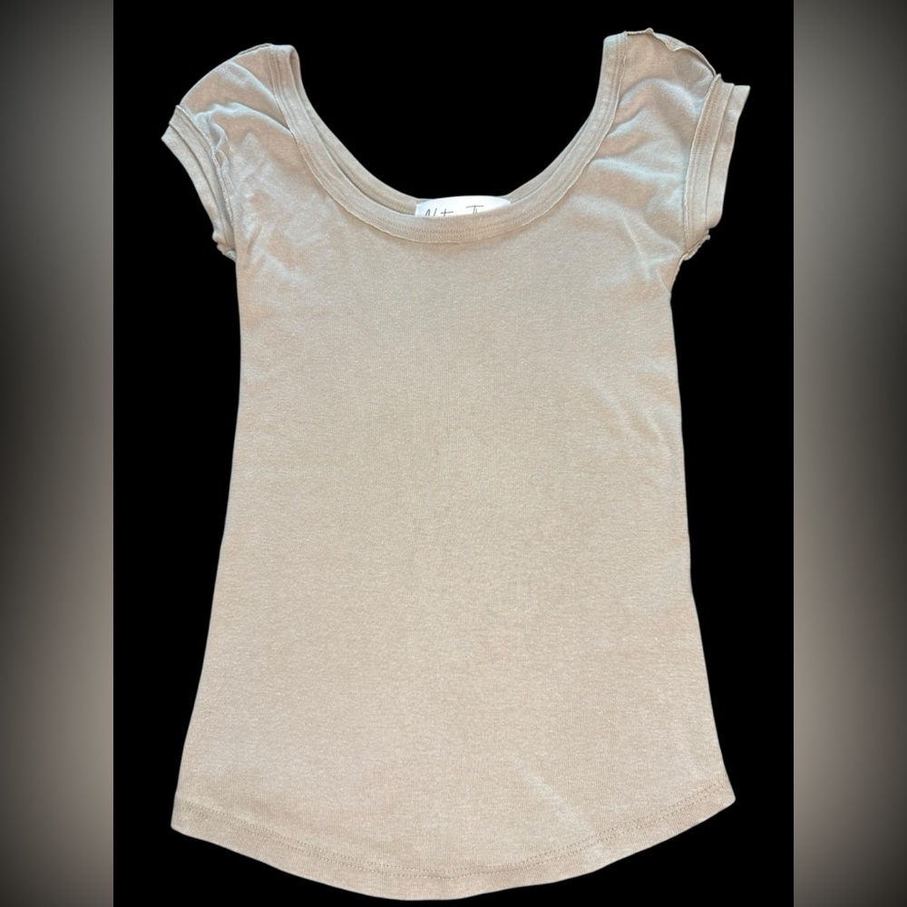 VINTAGE THREADS Designed in LA tan distressed short sleeve tee shirt Size Small